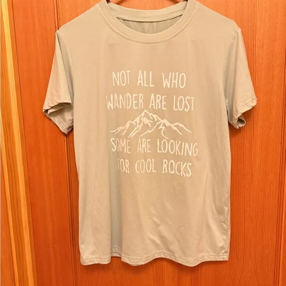 Fantastic Unisex Short Sleeve Top - Picture 1 of 4